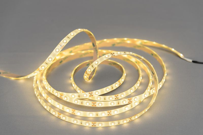 LED STRIPS VARM HVIT 5M
