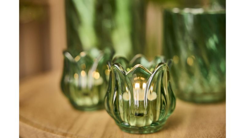 Lysglass tulipan grønn 7.5cm